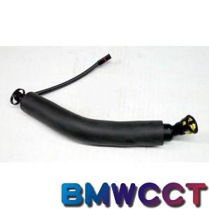BMW 原廠N52油氣分離器到汽門蓋連接管