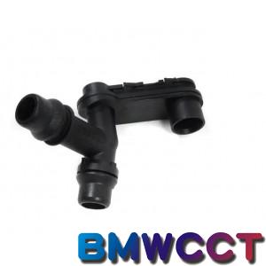 BMW 原廠 E46 副水箱固定架水管接頭