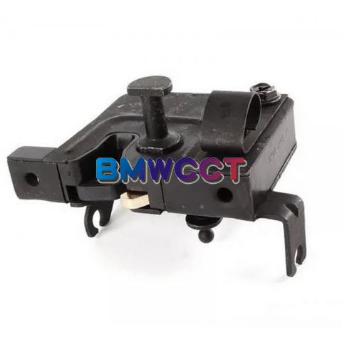 原廠BMW E38引擎蓋六角鎖左右二個一組
